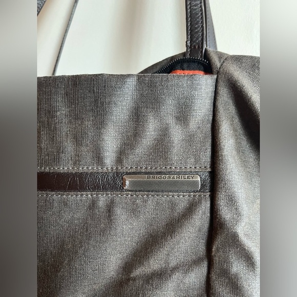 Briggs & Riley Kinzie Street Horizontal Tote Travel Bag - Picture 9 of 16